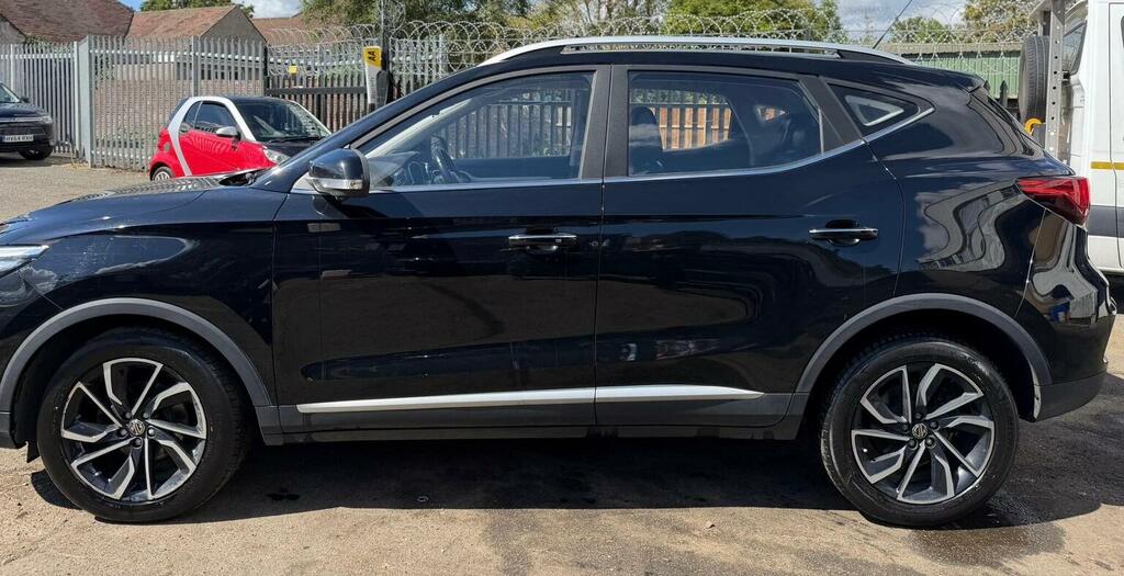 MG ZS 1.0 T-gdi Exclusive Euro 6 Black #4