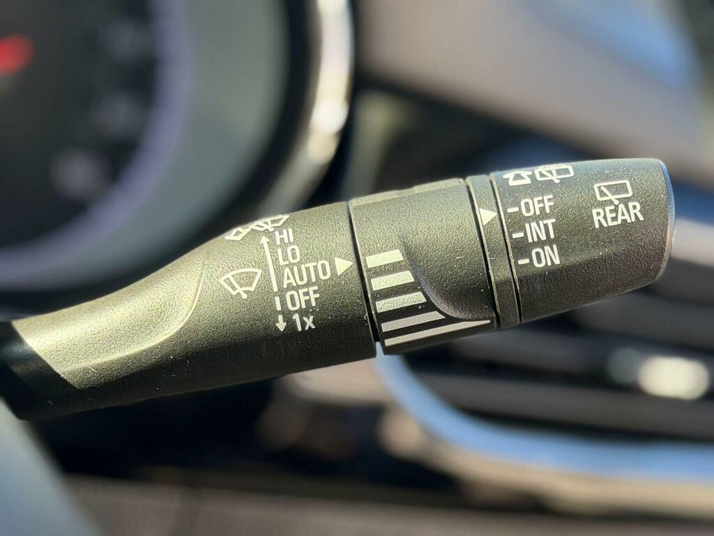 MG ZS 1.5 Vti-tech Exclusive Silver #22
