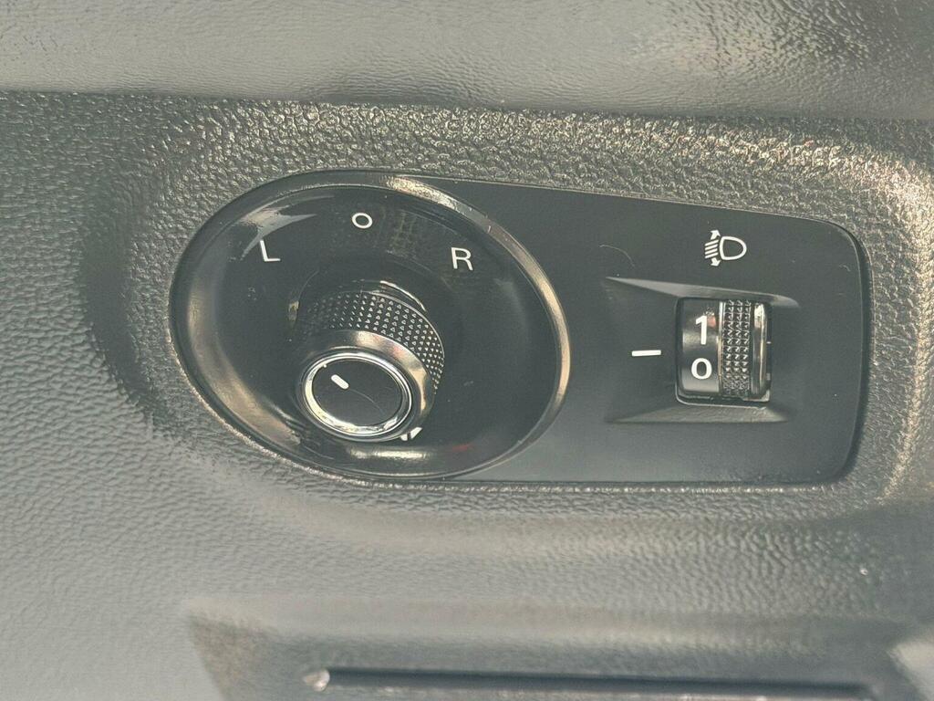 MG ZS 1.5 Vti-tech Exclusive Silver #26