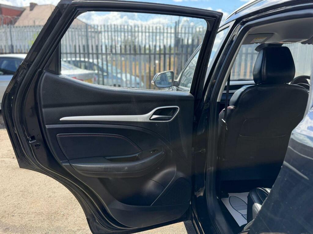 MG ZS 1.5 Vti-tech Exclusive Silver #38