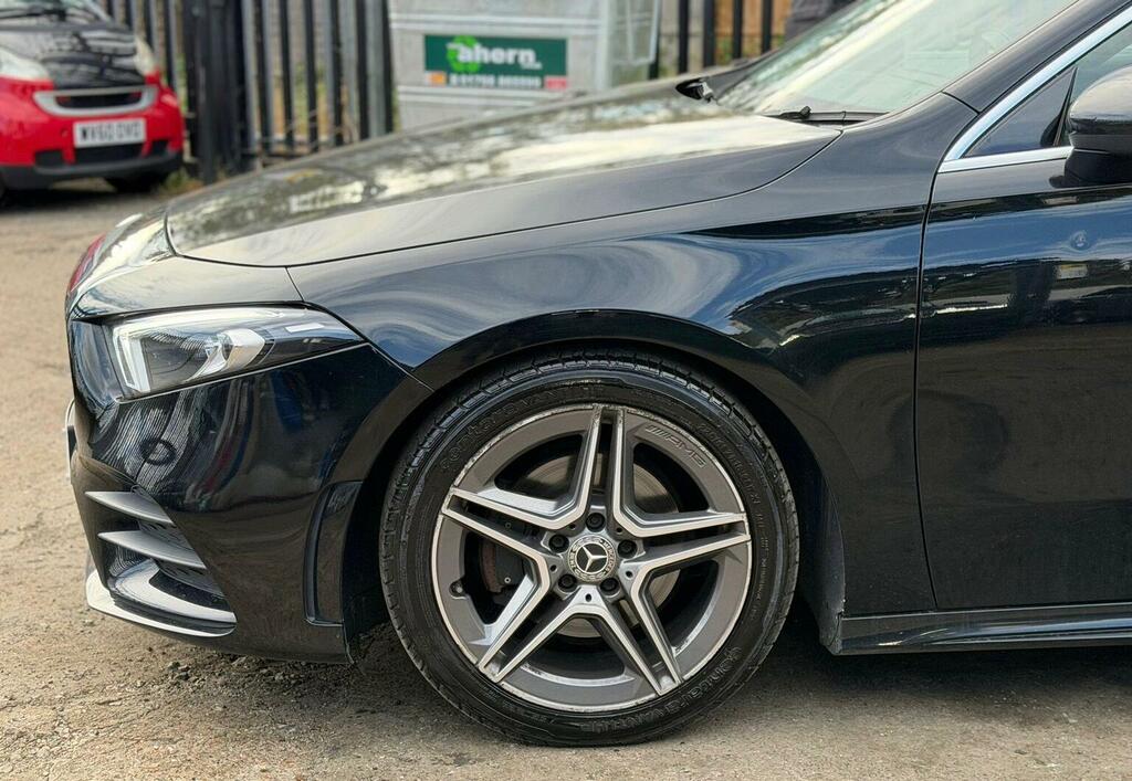 Mercedes-Benz A Class 1.3 A200 Amg Line 7G-dct Euro 6 Ss Black #2