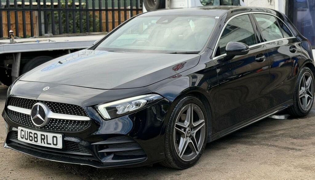 Mercedes-Benz A Class 1.3 A200 Amg Line 7G-dct Euro 6 Ss Black #4