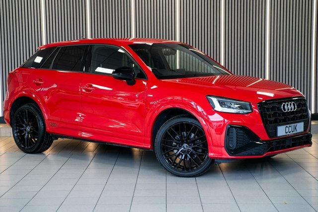 Audi Q2 1.5 Tfsi Cod 35 Black Edition Suv S Tro Red