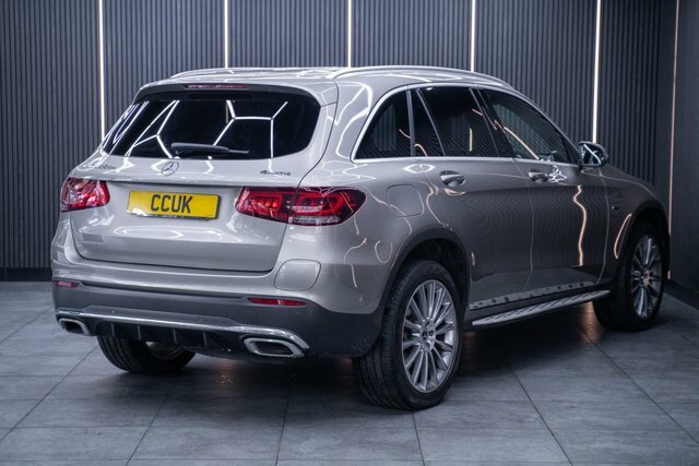 Mercedes-Benz GLC Class 2.0 Glc300de 13.5Kwh Amg Line Premium Suv Di Silver #3