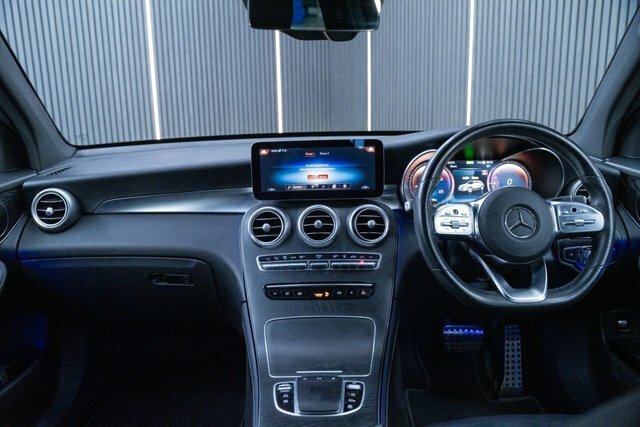 Mercedes-Benz GLC Class 2.0 Glc300de 13.5Kwh Amg Line Premium Suv Di Silver #2