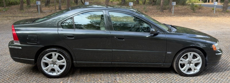 Volvo  Series D5 Se Blue #10