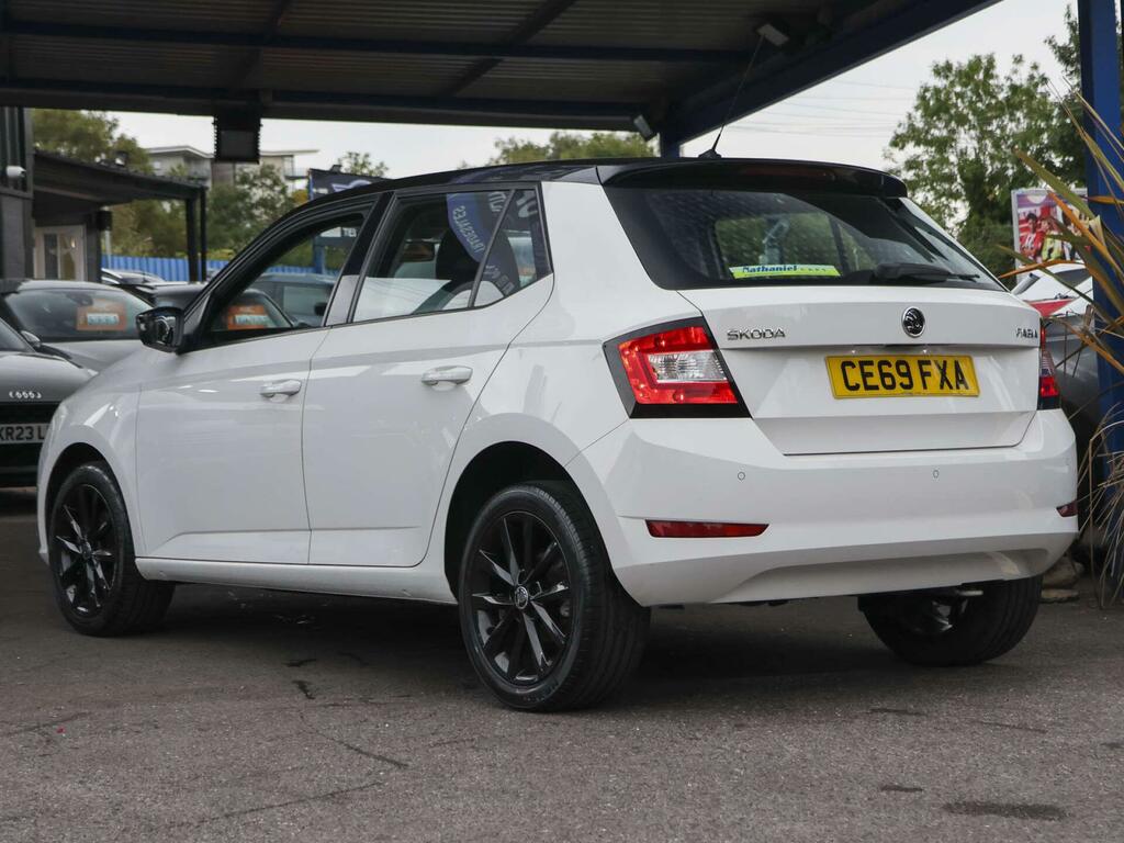 Skoda Fabia Colour Edition White #2