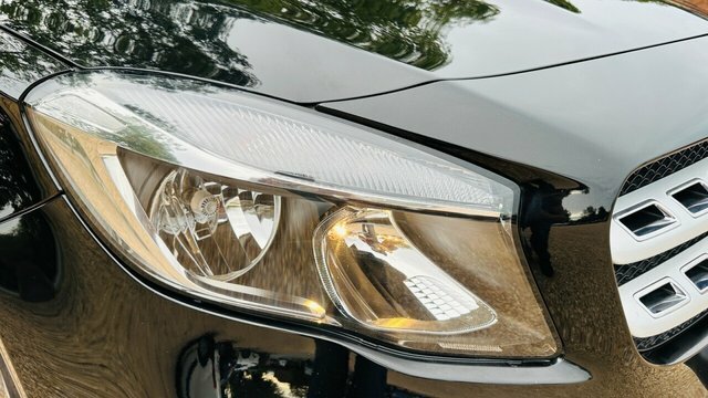 Mercedes-Benz GLA Class Gla220d Amg Line Suv Black #3