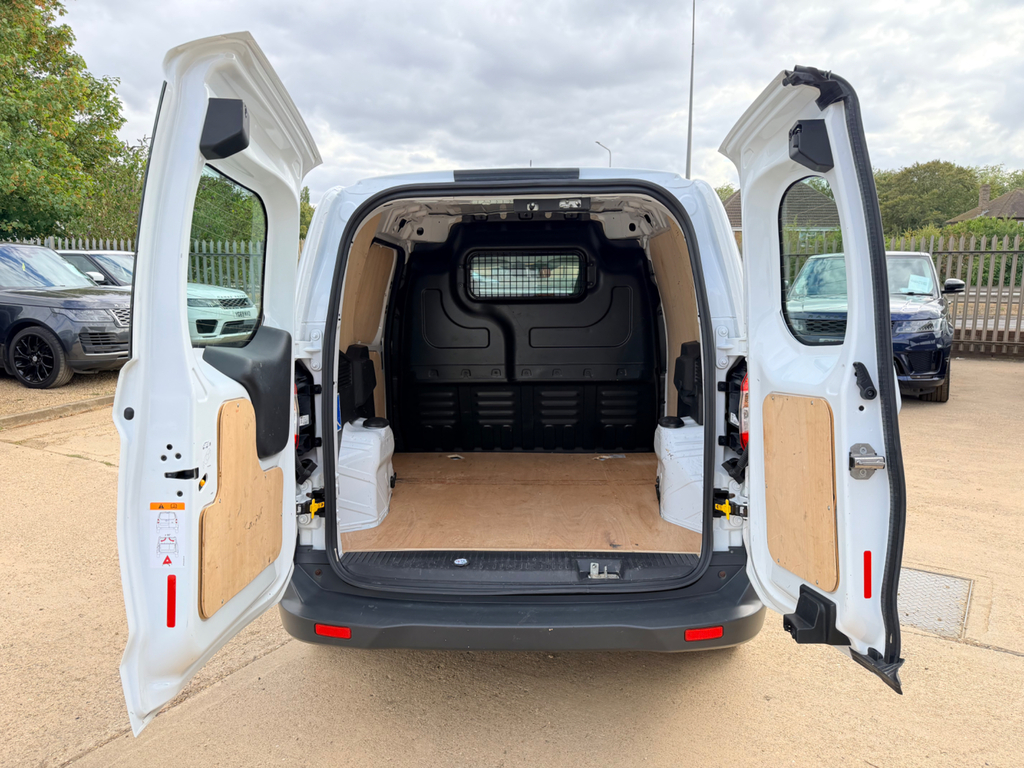 Ford Transit Courier 1.5 Tdci Trend Panel Van L1 Euro BT22UTL White #4