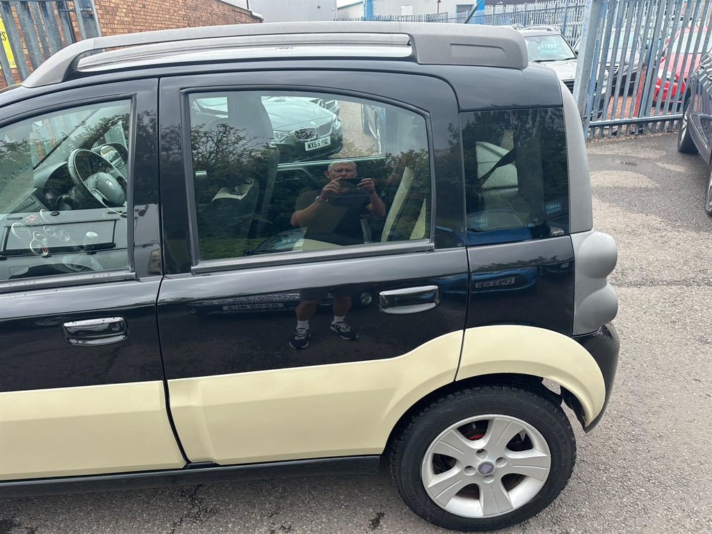 Fiat Panda Active Yellow #9