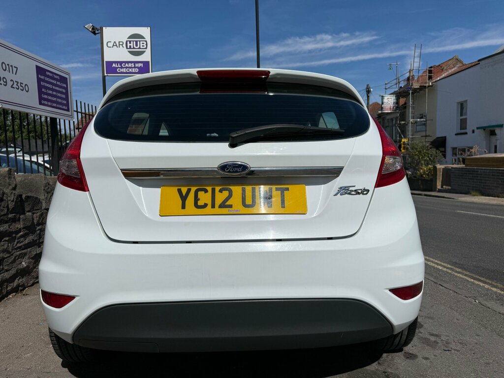 Ford Fiesta 1.25 Zetec Hatchback 129 Gkm, YC12UWT White #3