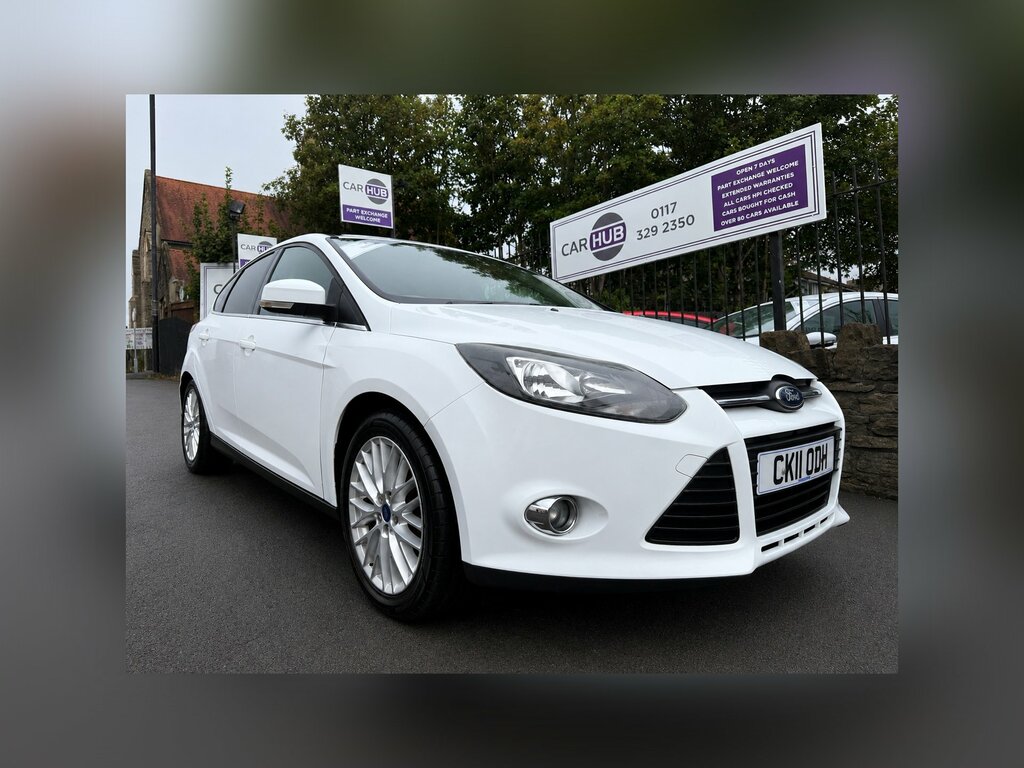 Ford Focus 1.6 Zetec Hatchback Euro 5 125 White