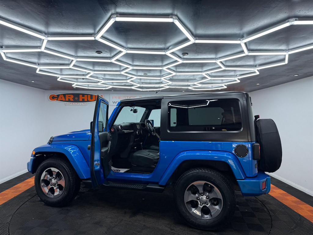 Jeep Wrangler  Red #8