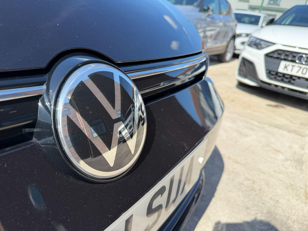 Volkswagen Golf 1.0 Etsi Mhev Life Dsg Euro 6 Ss Black #5