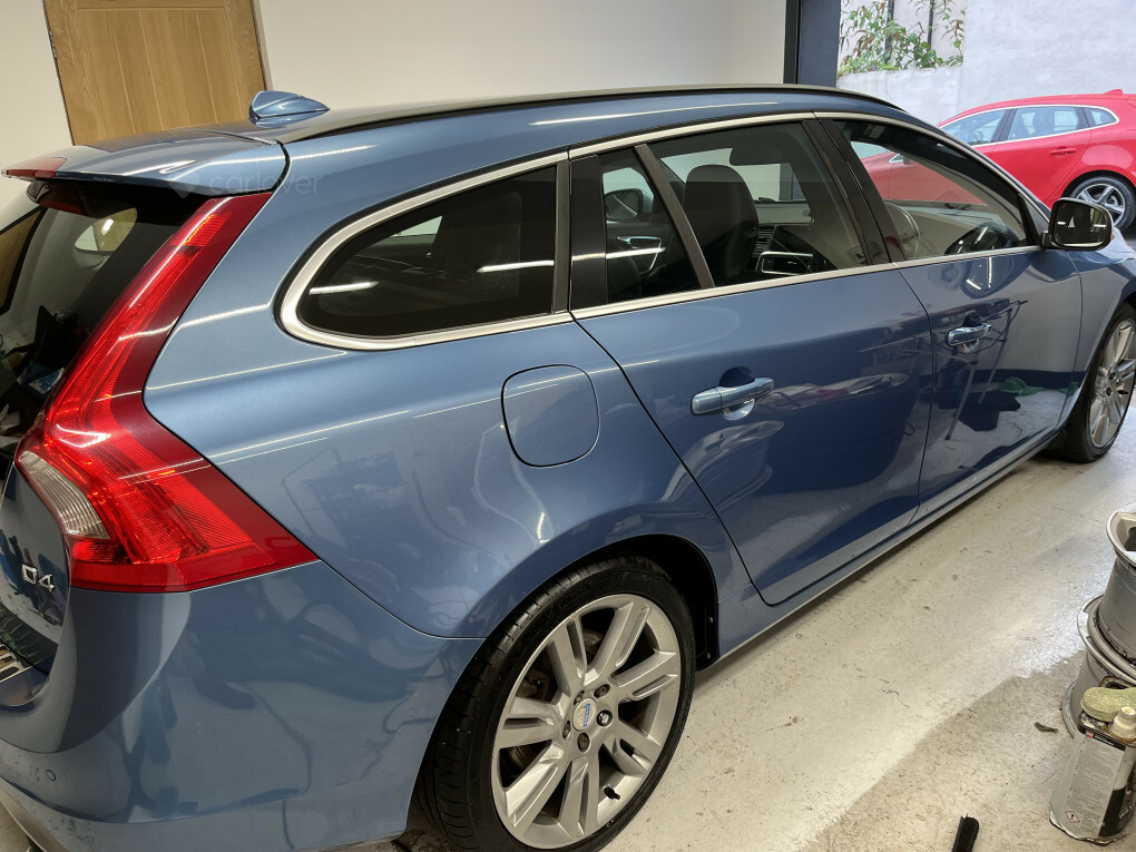 Volvo V60 R-design Nav D4 PE65TYT  #6