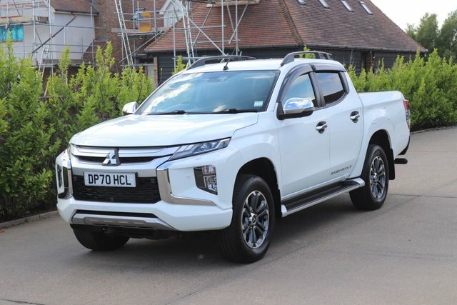 Mitsubishi L200 L200 Barbarian X Di-d DP70HCL White #2