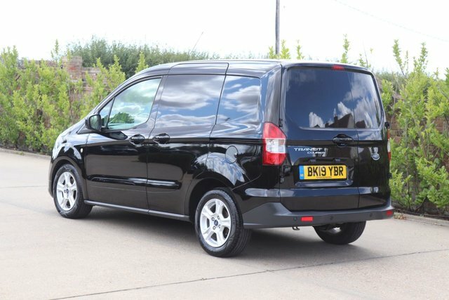 Ford Transit Courier Mpv Black #4
