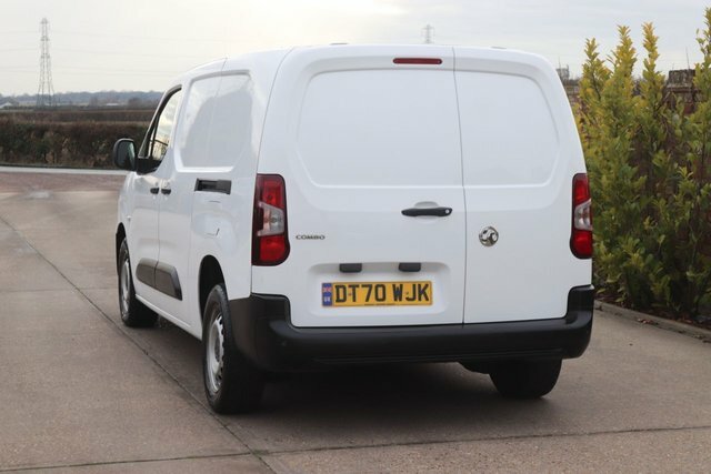 Vauxhall Combo Mpv DT70WJK White #5