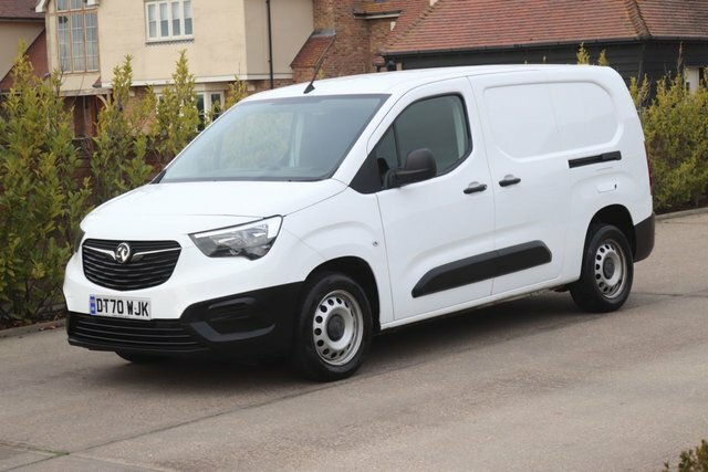 Vauxhall Combo Mpv DT70WJK White #3