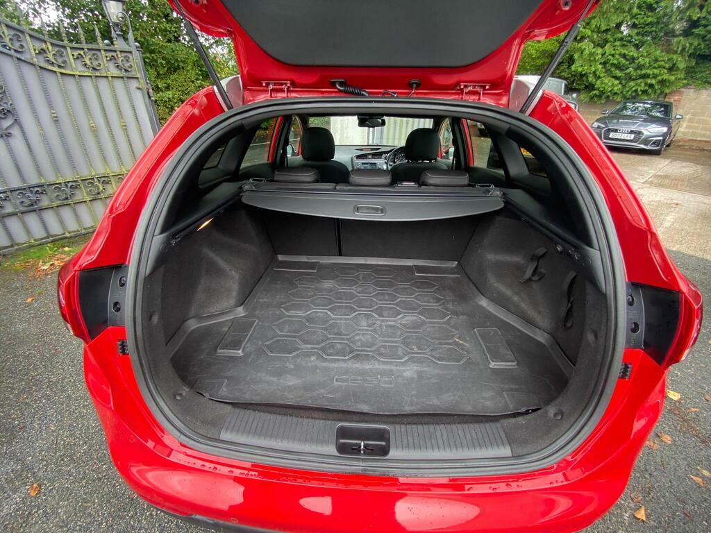 Kia Ceed  Silver #28