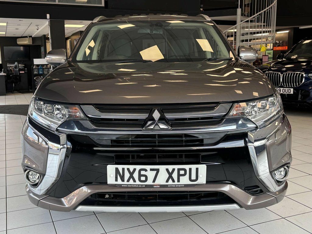 Mitsubishi Outlander 2L 4H Brown #4