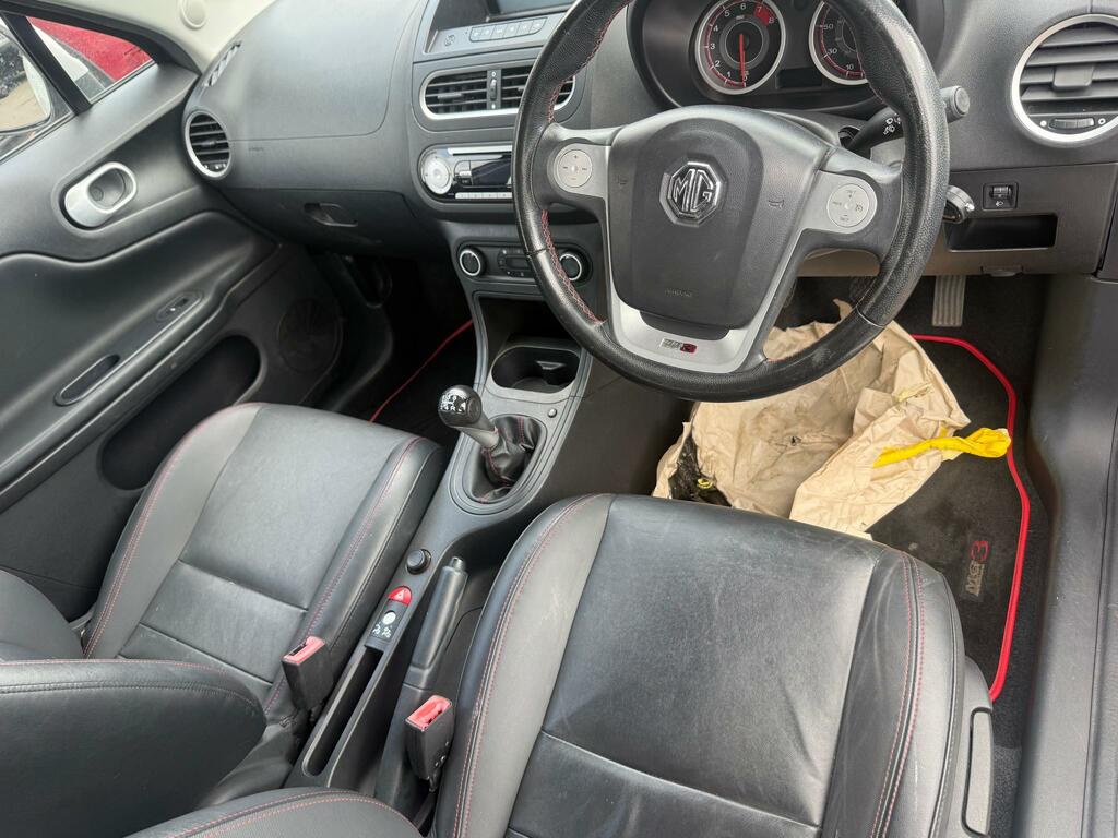 MG MG3 Hatchback 3 Yellow #11