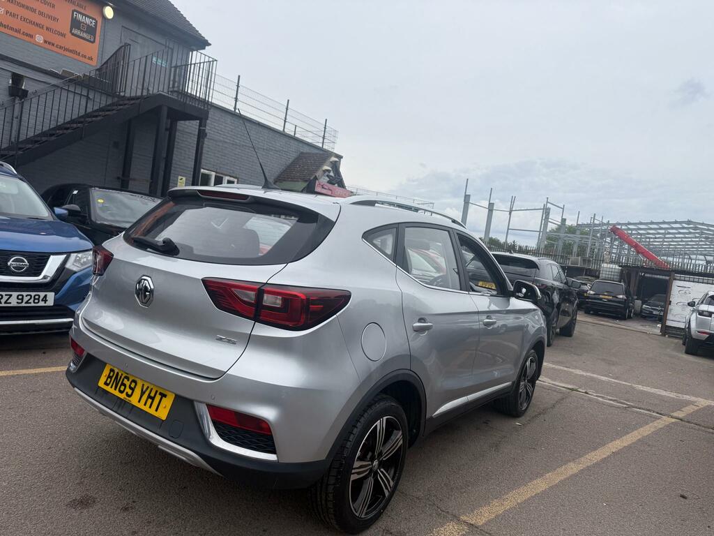 MG ZS 1.0 T-gdi Exclusive Suv Silver #4