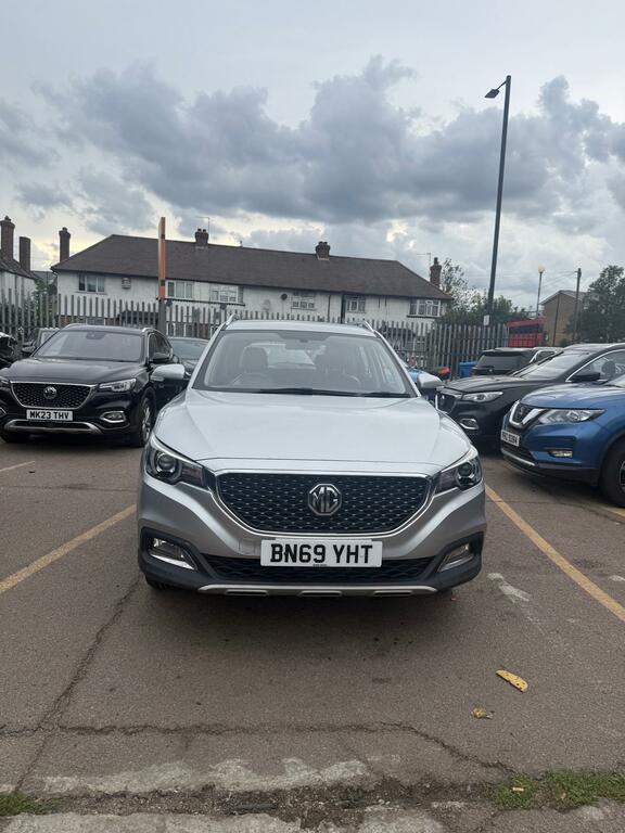 MG ZS 1.0 T-gdi Exclusive Suv Silver #2