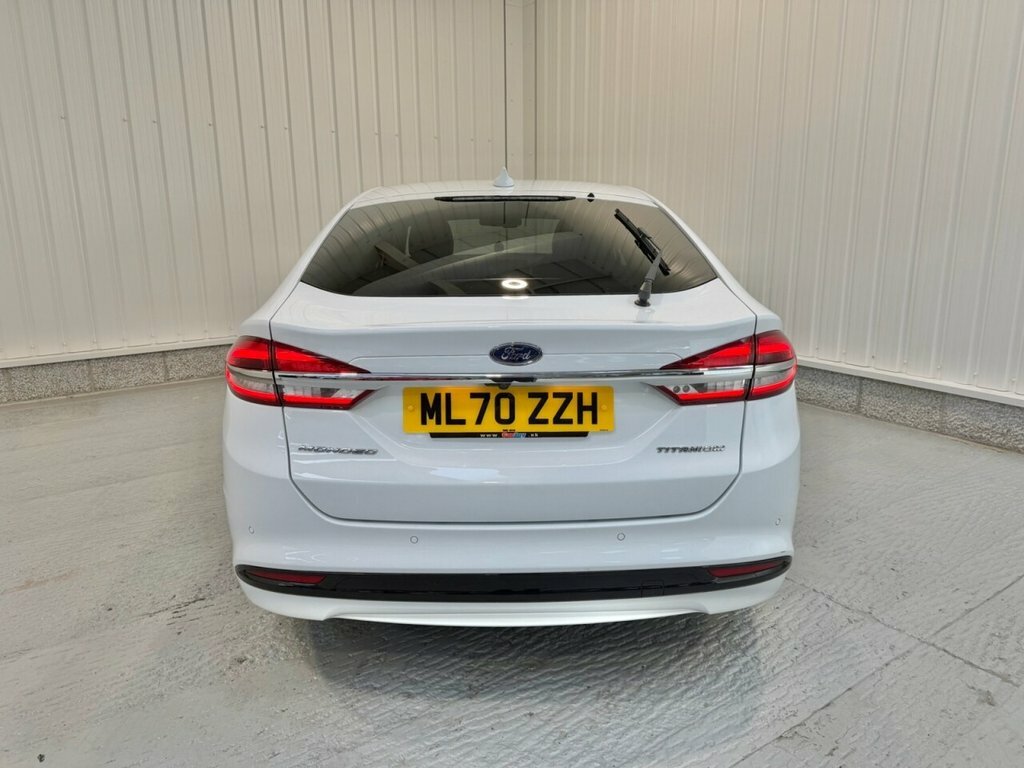 Ford Mondeo 2L Titanium Edition White #6