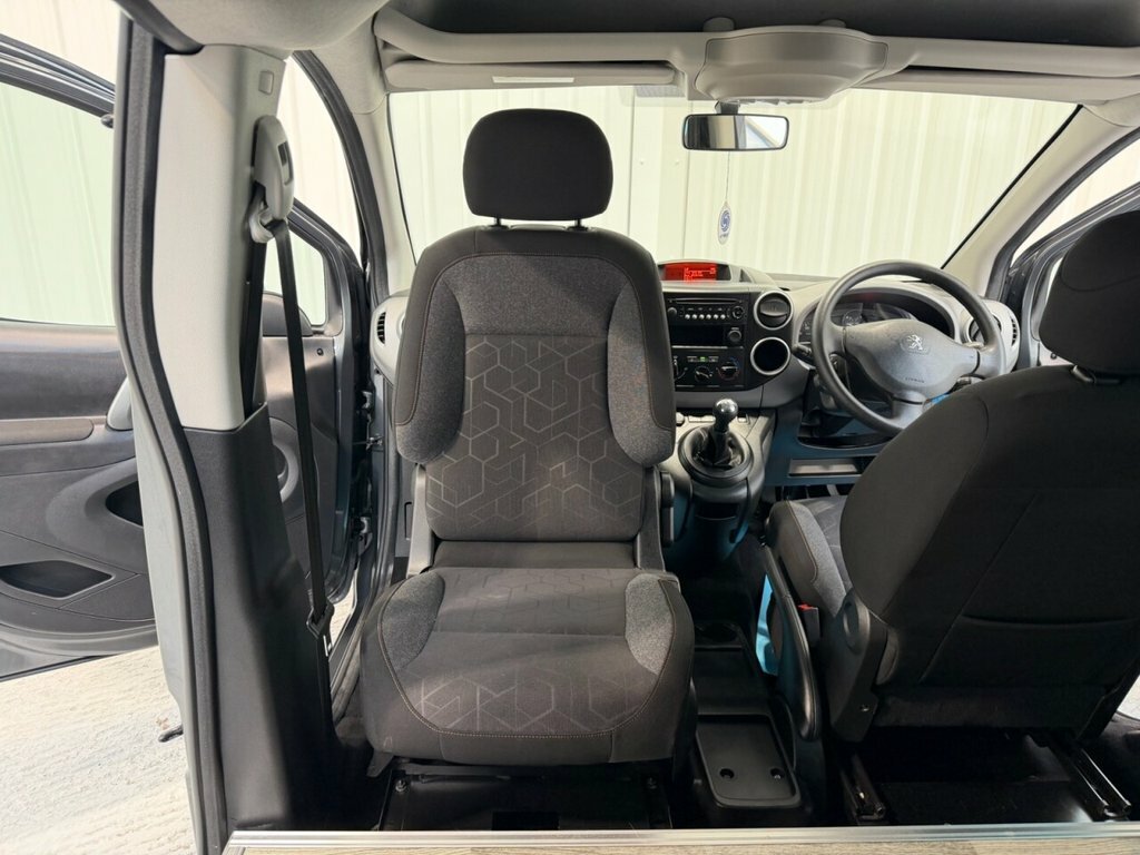 Peugeot Partner Tepee Active Blue #26