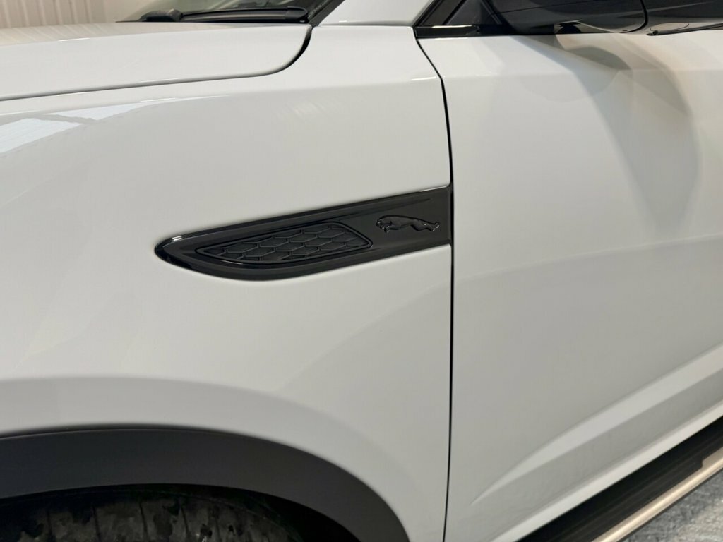 Jaguar E-Pace 2L R-dynamic Hse White #6