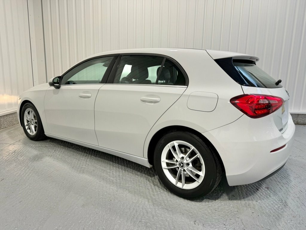 Mercedes-Benz A Class 1.3L Se KC19HRM White #5