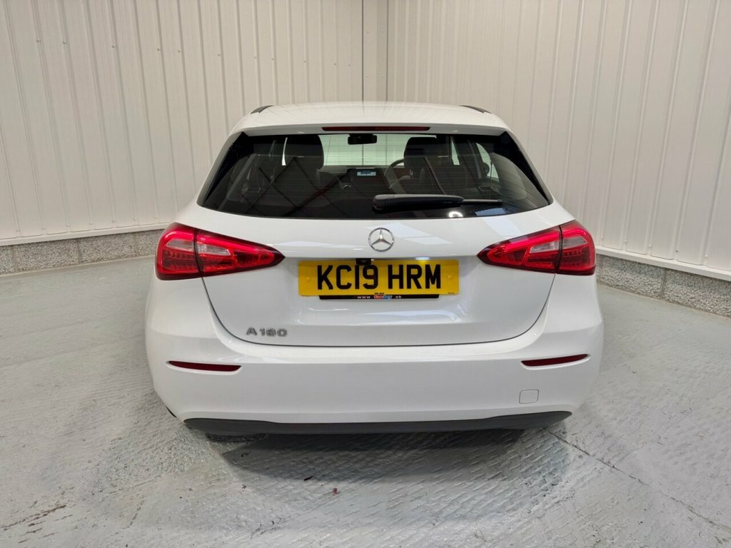 Mercedes-Benz A Class 1.3L Se KC19HRM White #6