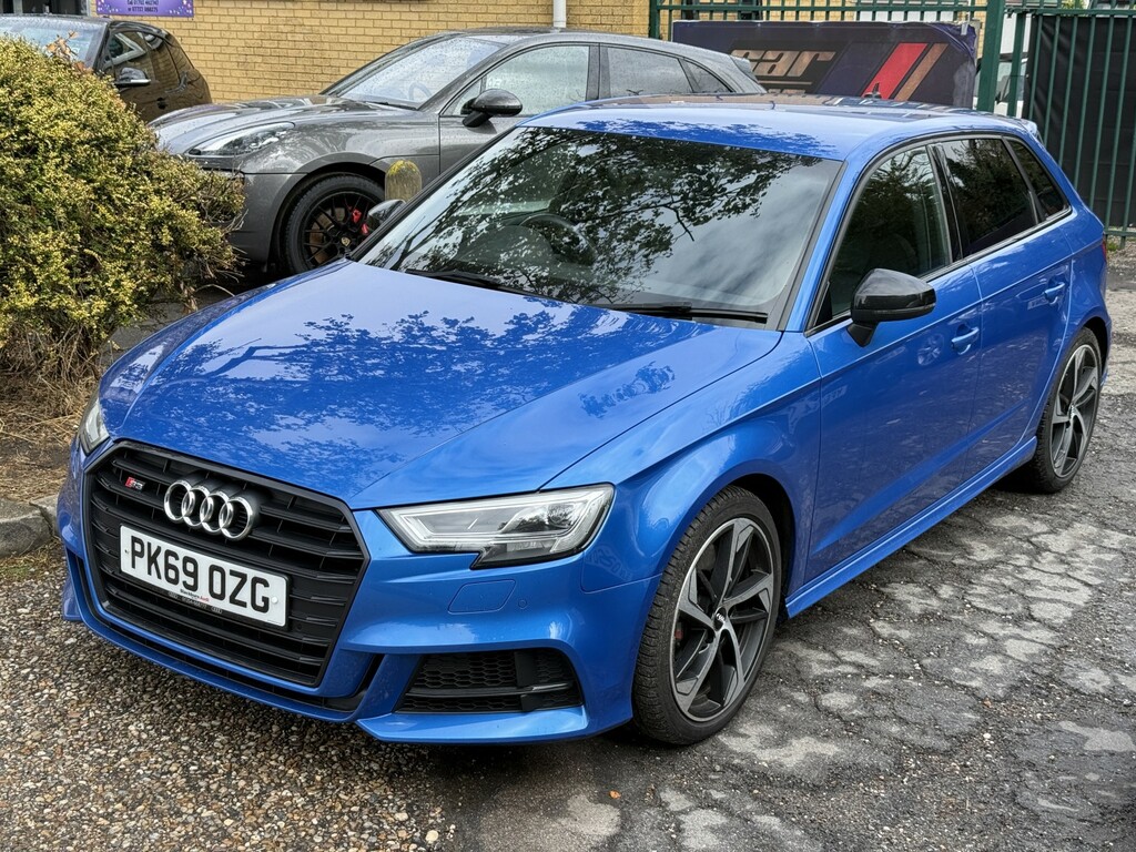 Audi S3 2.0 Tfsi Black Edition Blue