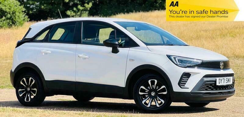 Vauxhall Crossland Se White