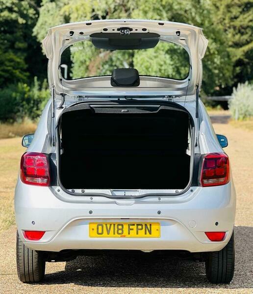 Dacia Sandero Laureate Dci White #22