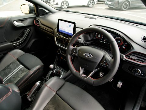 Ford Puma Suv BT23WBD Black #4