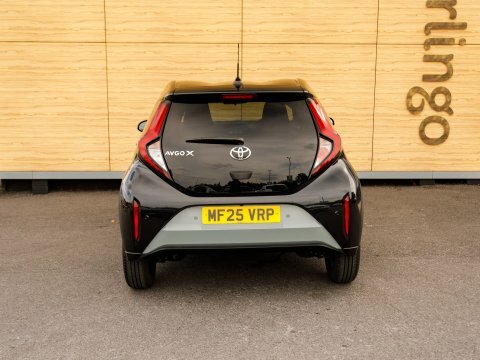 Toyota Aygo X Hatchback MF25VRP Green #6