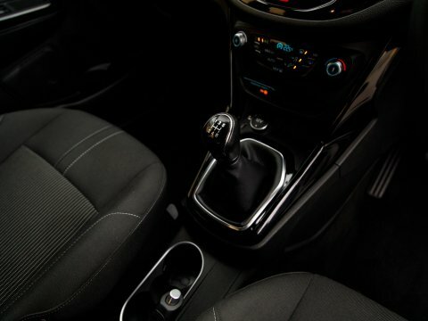 Ford B-Max  White #28