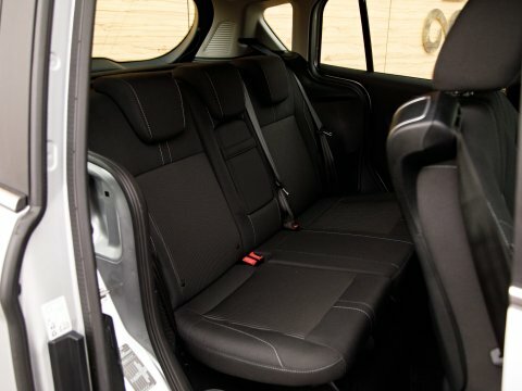 Ford B-Max  White #31
