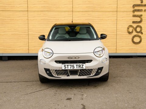 Fiat 600 Hatchback Beige #5