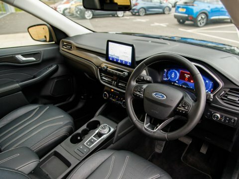 Ford Kuga Suv FL23PYU Black #4