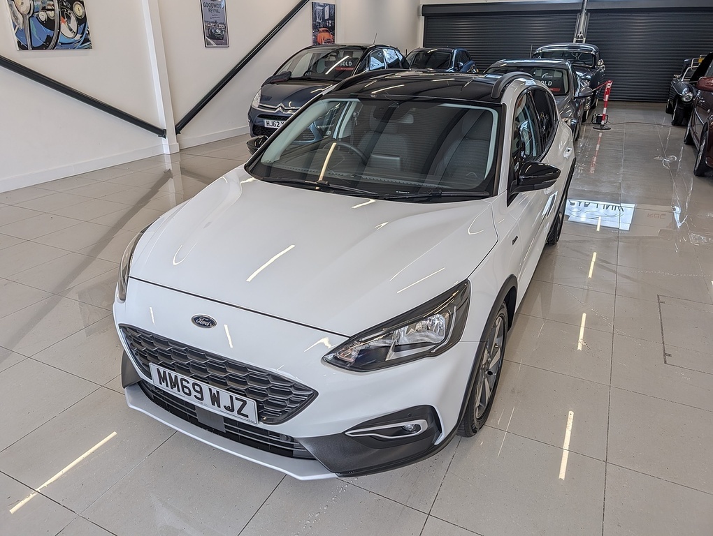 Ford Focus T Ecoboost Active MM69WJZ White #2