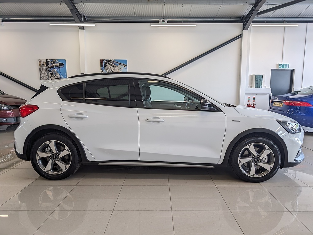 Ford Focus T Ecoboost Active MM69WJZ White #6