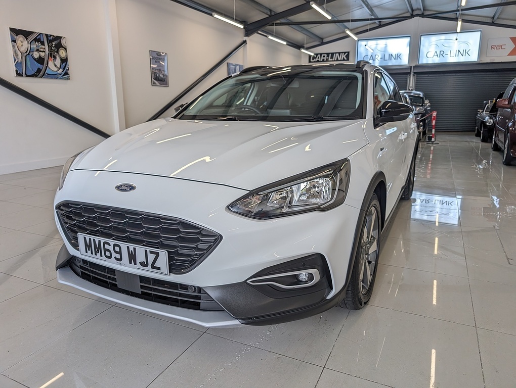 Ford Focus T Ecoboost Active MM69WJZ White