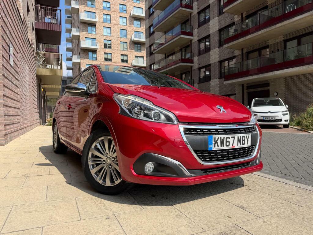 Peugeot 208 1.2 Puretech Allure Euro 6 S S Red