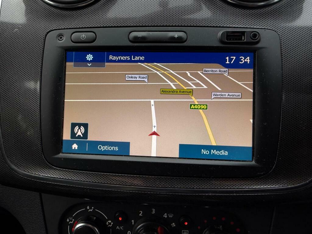 Dacia Sandero Stepway Hatchback White #16