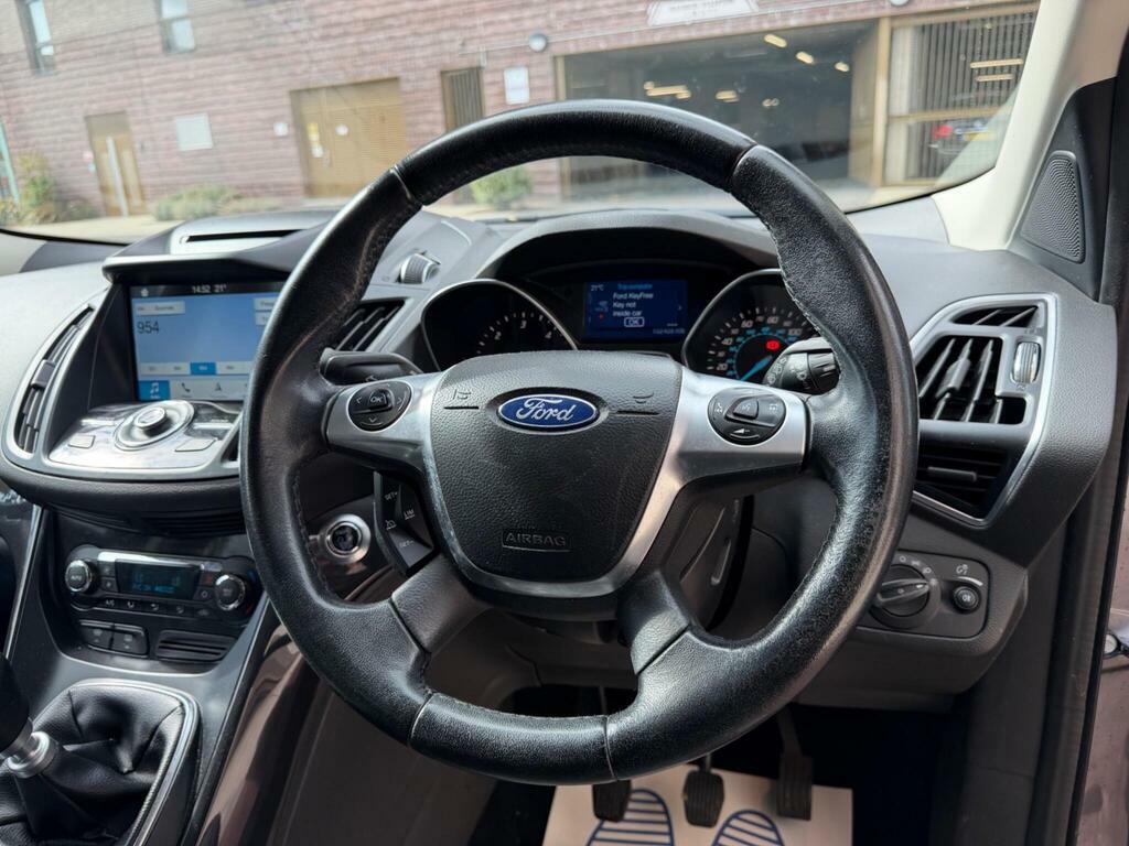Ford Kuga Hatchback White #20
