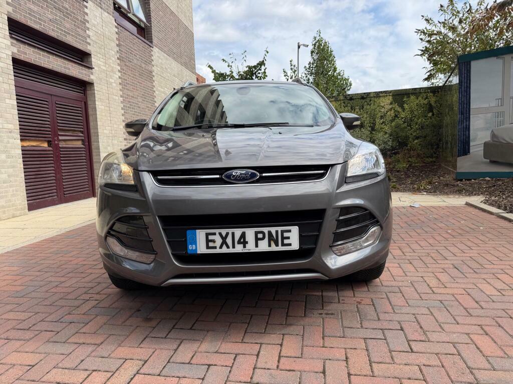 Ford Kuga Hatchback White #9