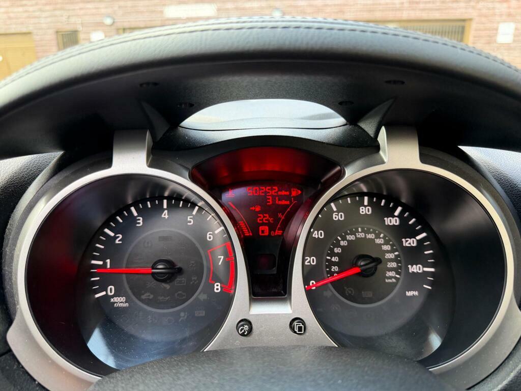 Nissan Juke Tekna Cvt Grey #35